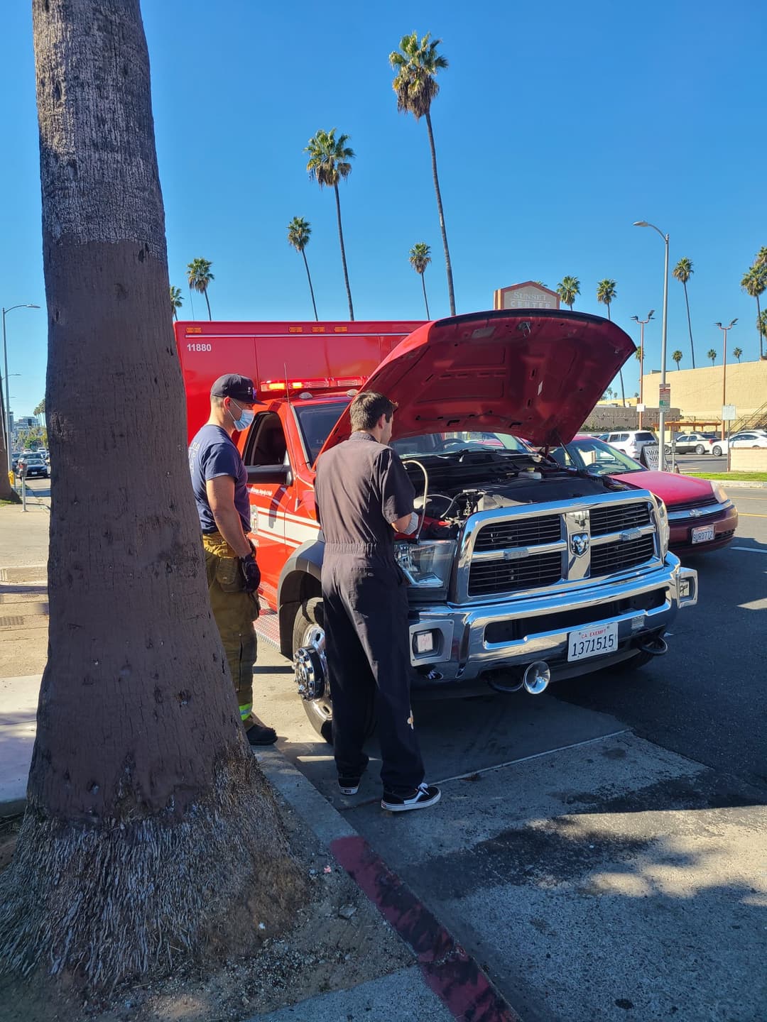 picture of a mechanic working on a truck